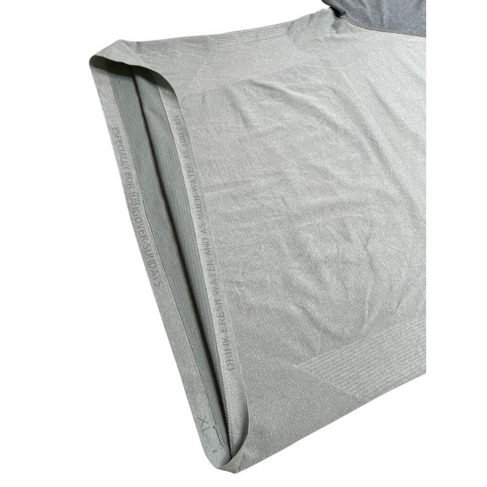 Lululemon Men's Gray Two Tone Raglan Sleeve SS Activewear T-Shirt - XL - sport - Picture 5 of 9